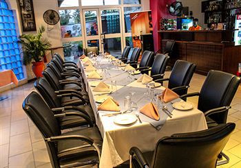 Maxlot Hotel Accra Ngoại thất bức ảnh