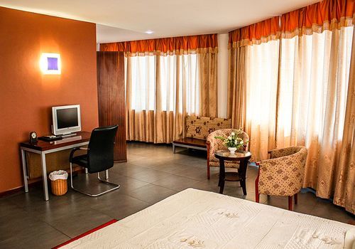 Maxlot Hotel Accra Ngoại thất bức ảnh